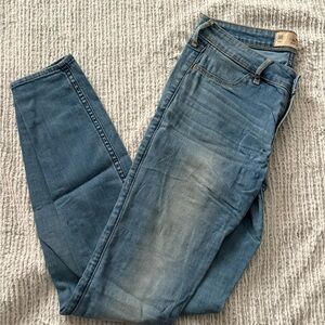 HOLLISTER Women’s Blue Denim Jean Leggings, Size 26